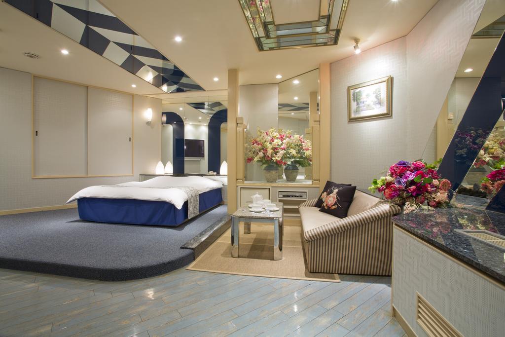 Hotel Casablanca (Adults Only) โอซาก้า ภายนอก รูปภาพ